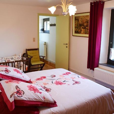 Hôtel Près du Bois à Rance Extérieur photo